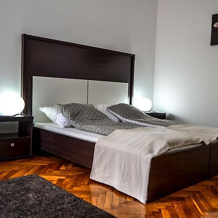 Modena Apartments Novi Sad Pokoj fotografie