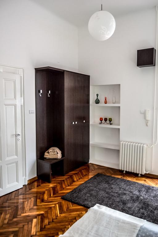 Modena Apartments Novi Sad Pokoj fotografie