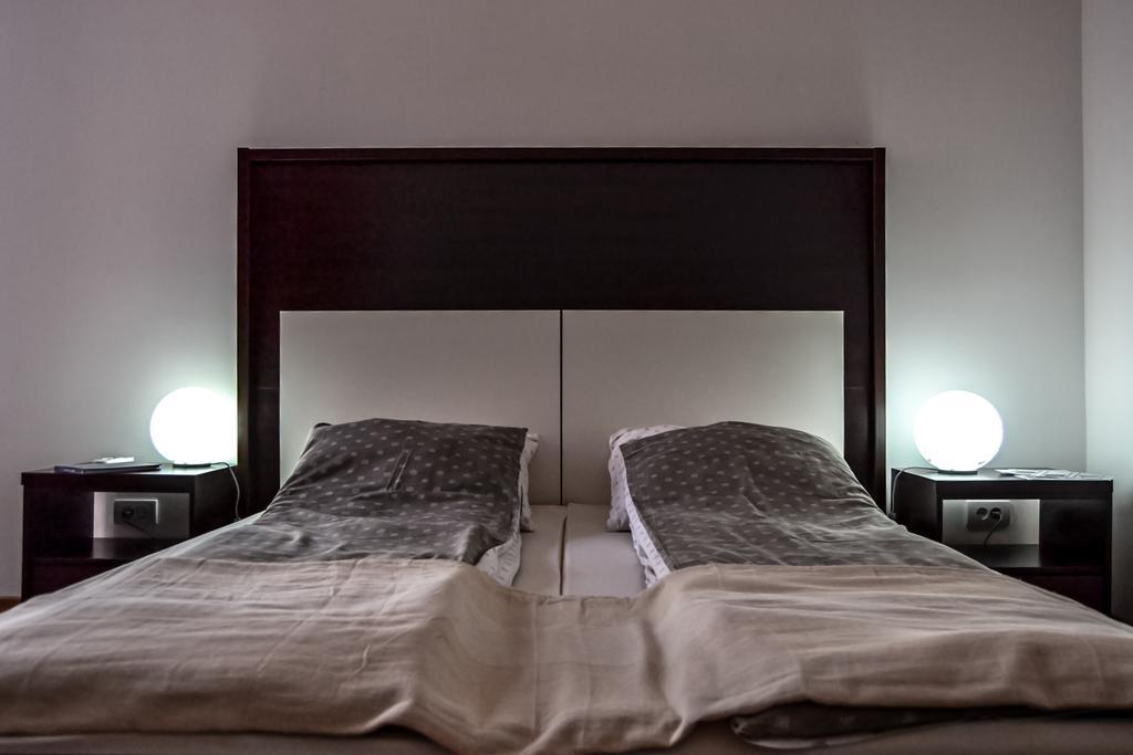 Modena Apartments Novi Sad Pokoj fotografie