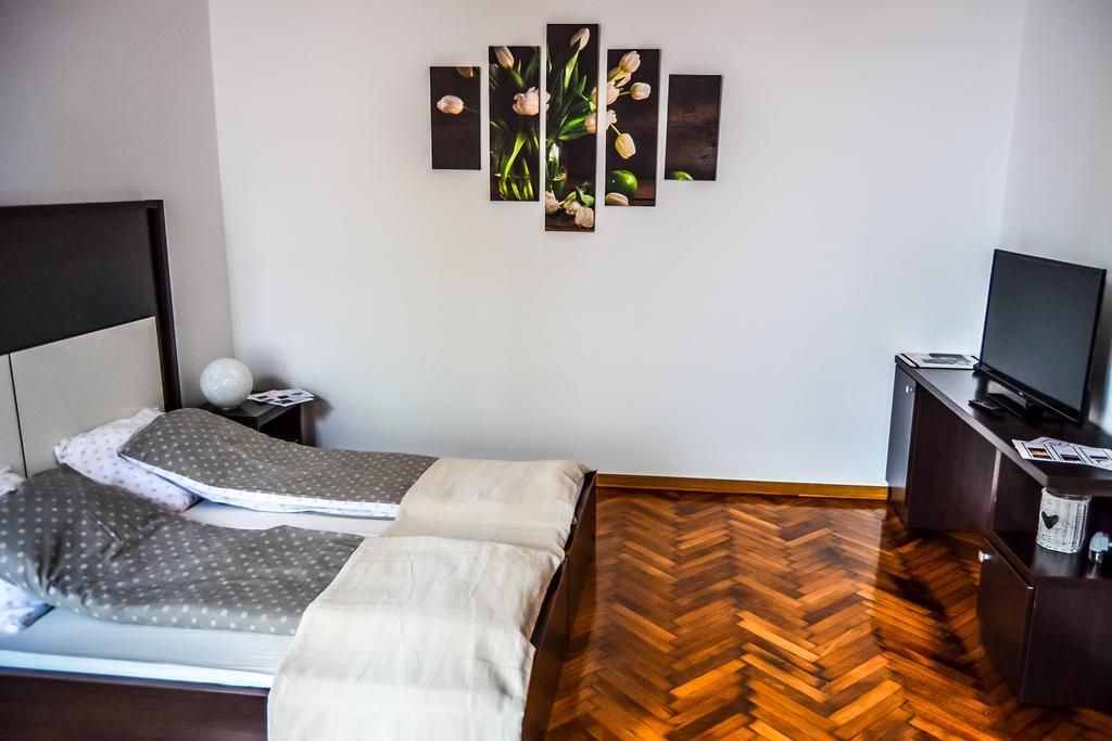 Modena Apartments Novi Sad Pokoj fotografie