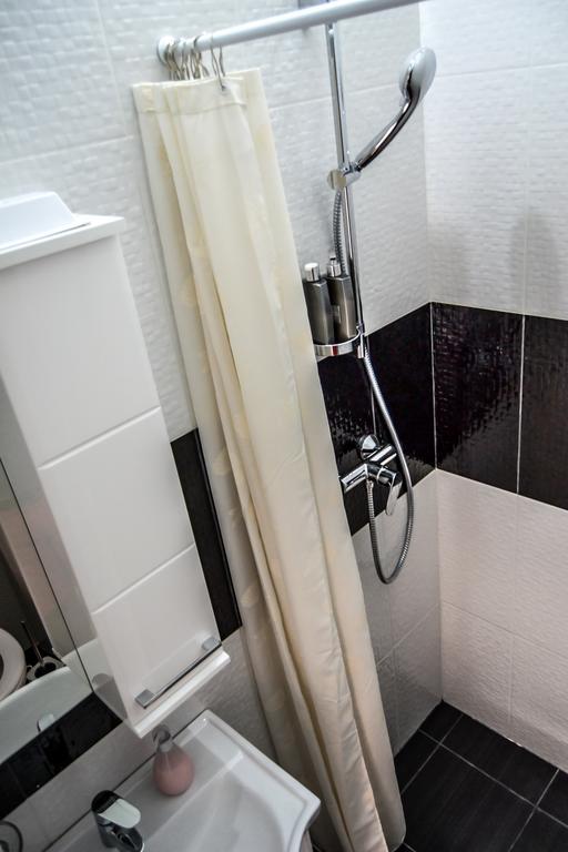 Modena Apartments Novi Sad Pokoj fotografie