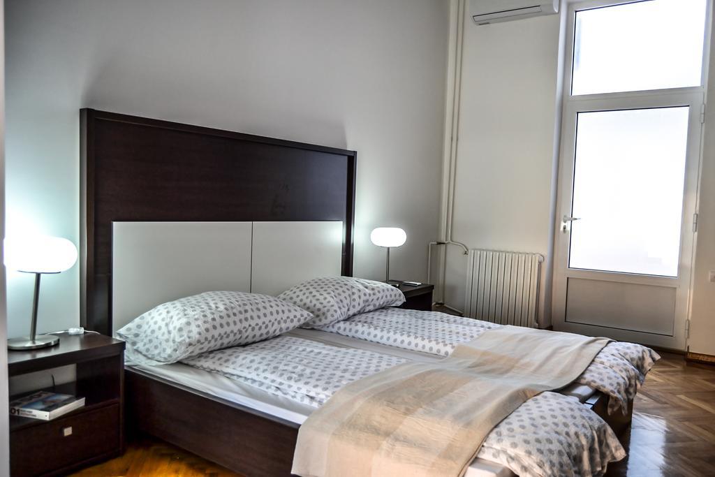 Modena Apartments Novi Sad Pokoj fotografie