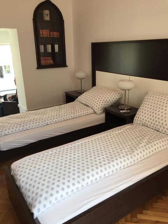 Modena Apartments Novi Sad Pokoj fotografie